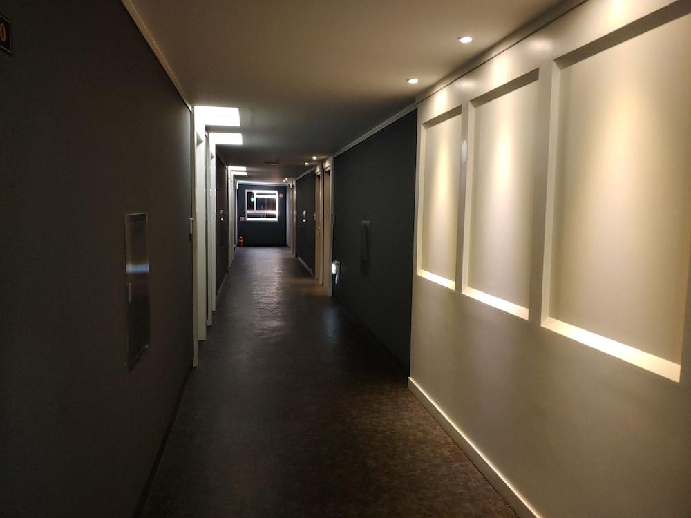 Gallery Hotel Bnb Jeju Extérieur photo