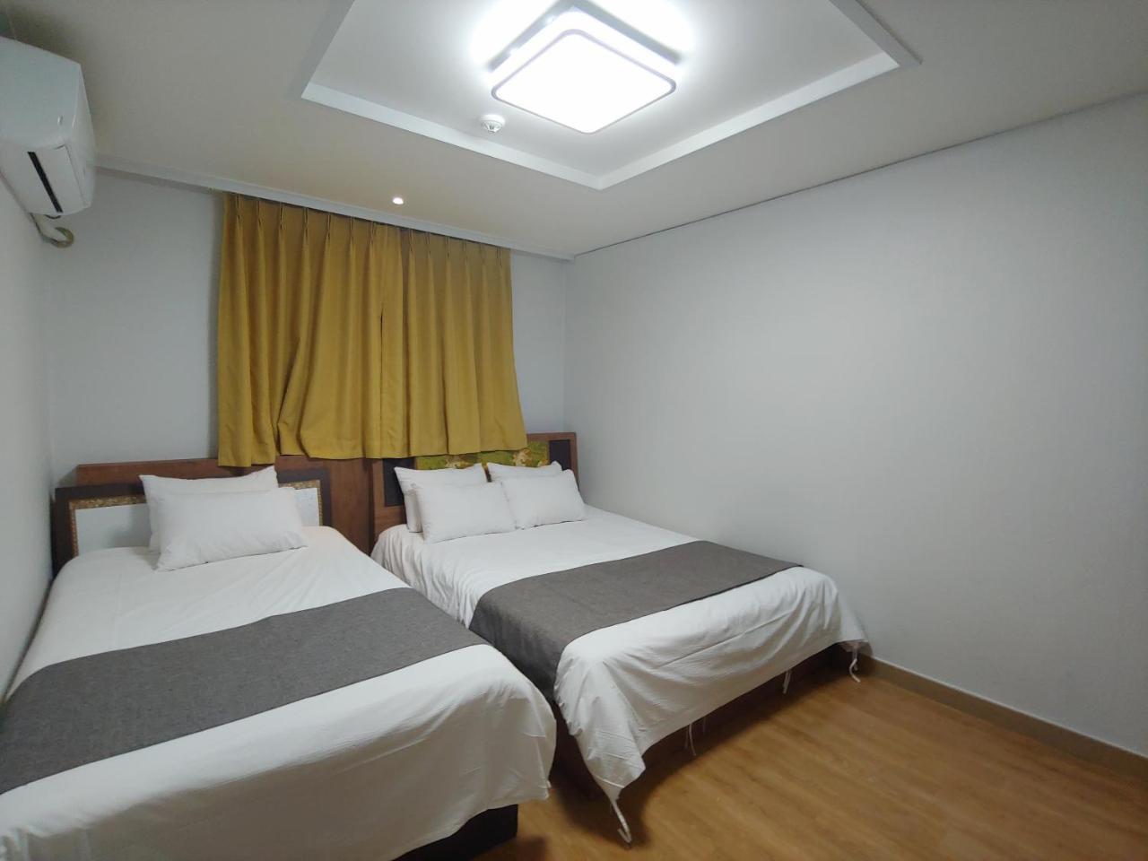 Gallery Hotel Bnb Jeju Extérieur photo