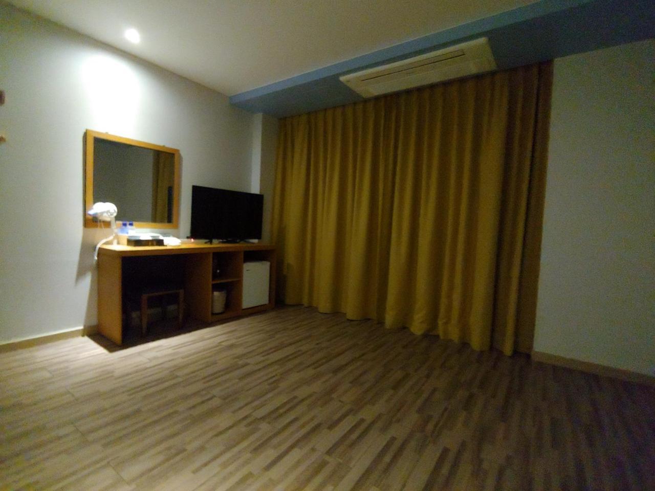 Gallery Hotel Bnb Jeju Extérieur photo