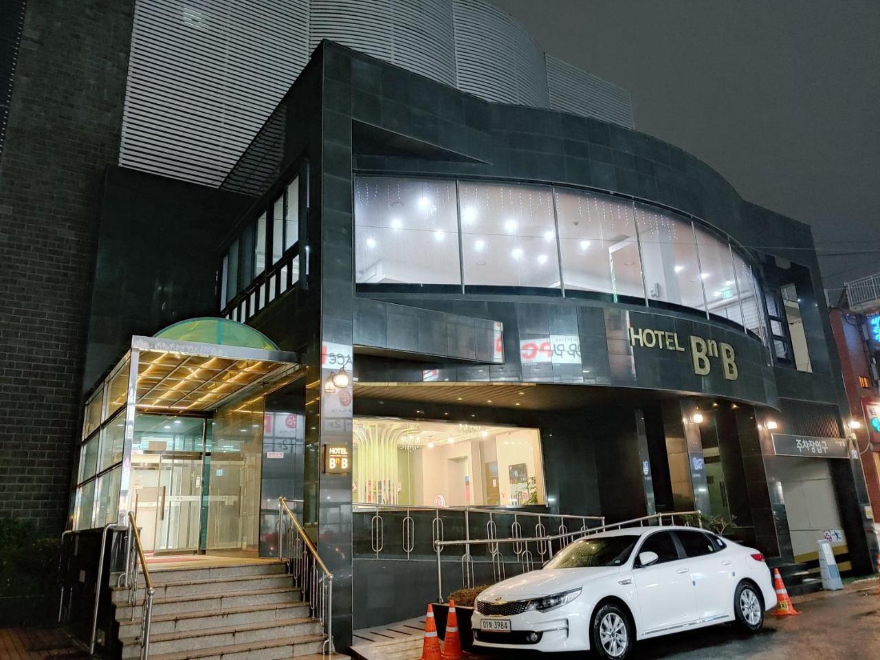 Gallery Hotel Bnb Jeju Extérieur photo