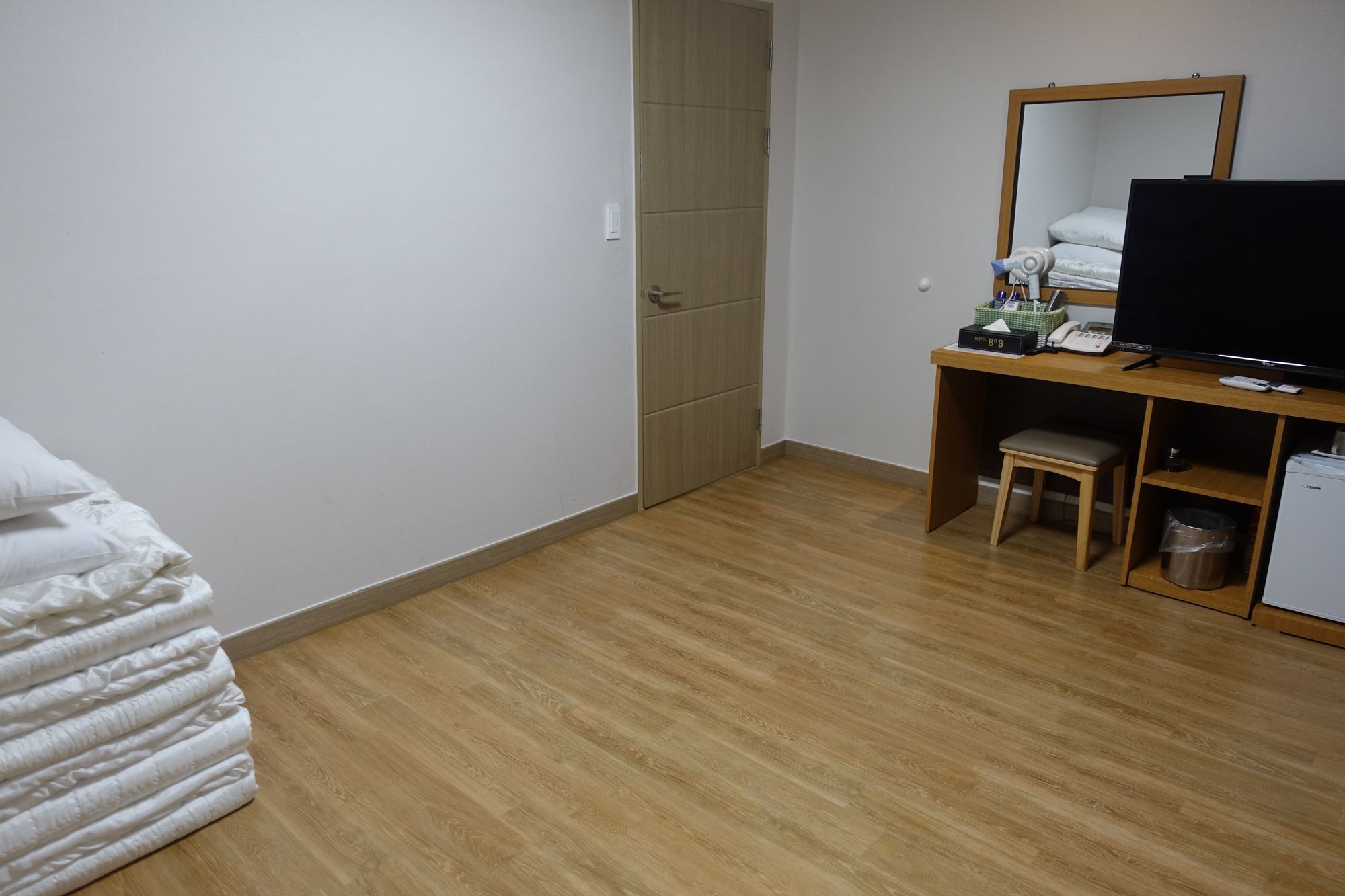 Gallery Hotel Bnb Jeju Extérieur photo